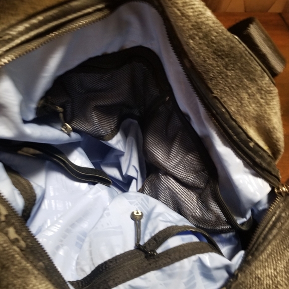 LULULEMON Athletica *Fast in Flight* Gray Plaid Wool Gym Tote Bag. - Picture 7 of 16